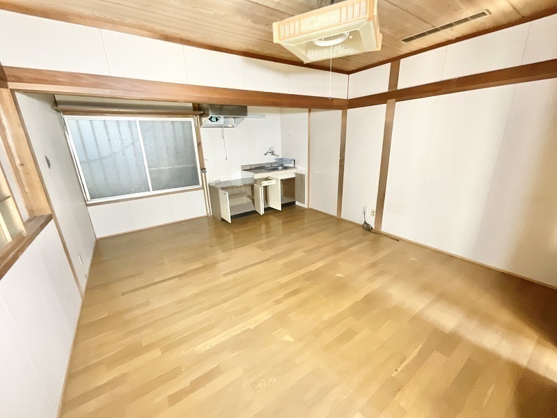 1階　リビングダイニングキッチン9帖