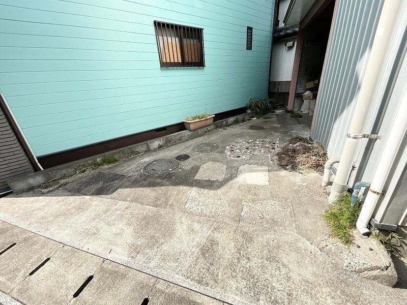建物敷地内の駐車場（軽自動車1台分）