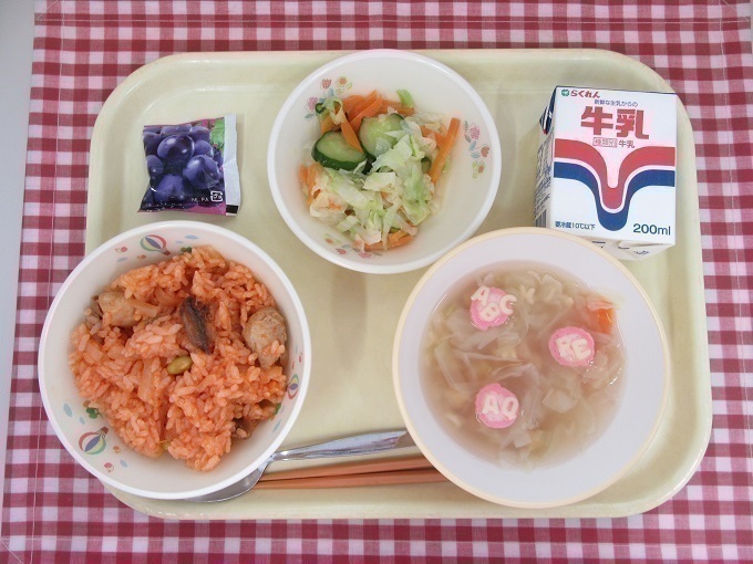 令和6年10月4日の給食.jpg