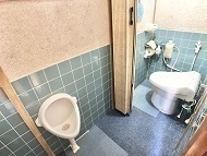 1階　汲み取りトイレ（洋式簡易水洗）