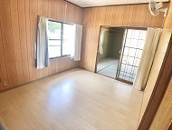 2階　洋室6帖