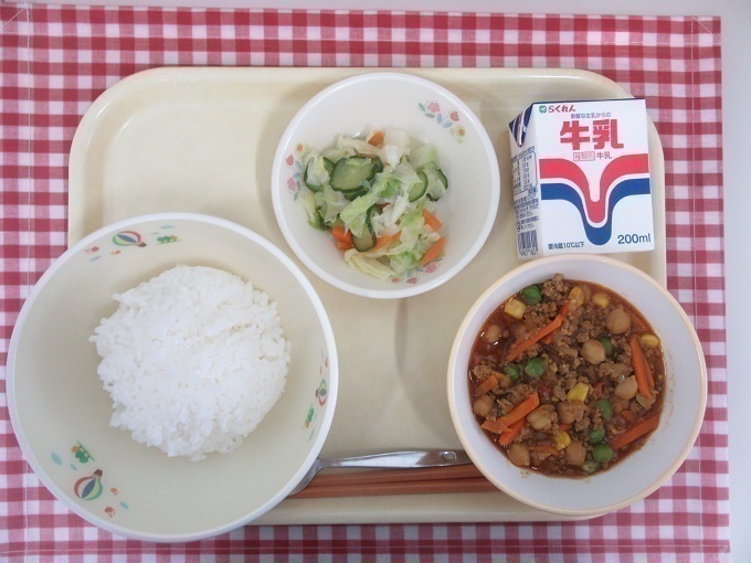 令和7年5月22日の給食.jpg