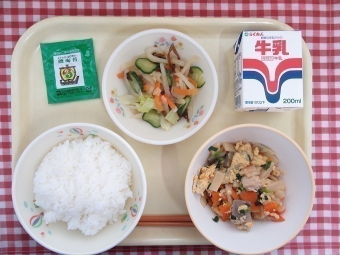 令和7年4月23日の給食.jpg