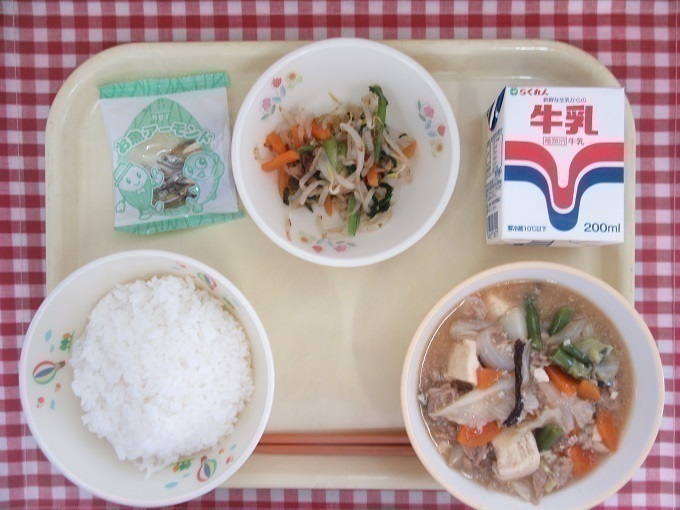 令和7年5月27日の給食.jpg