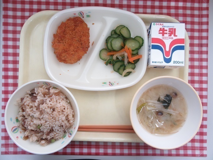 令和7年10月8日の給食.jpg