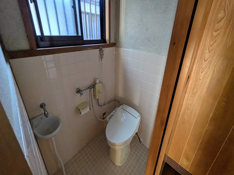 トイレ(簡易水洗)