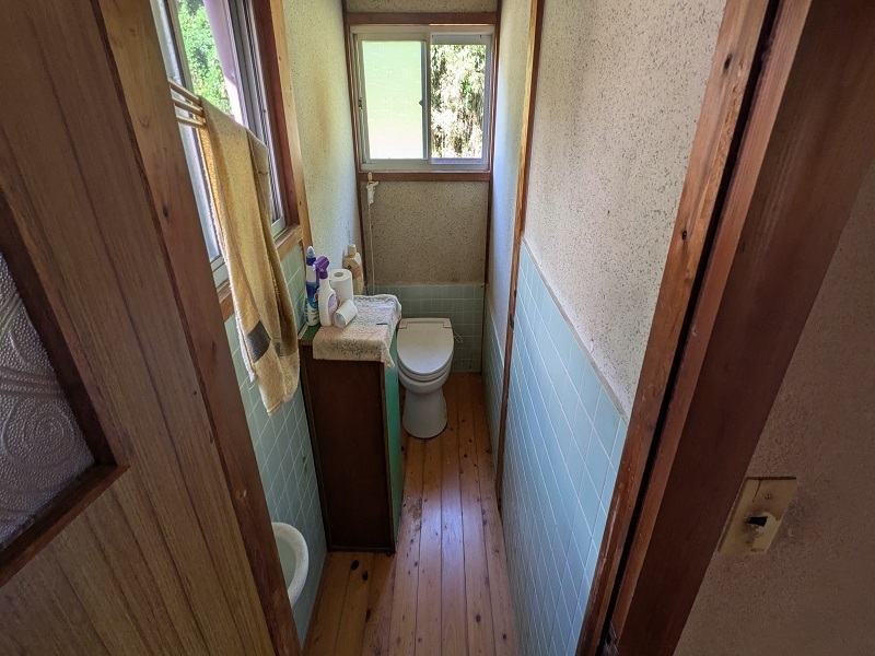 トイレ(簡易水洗)