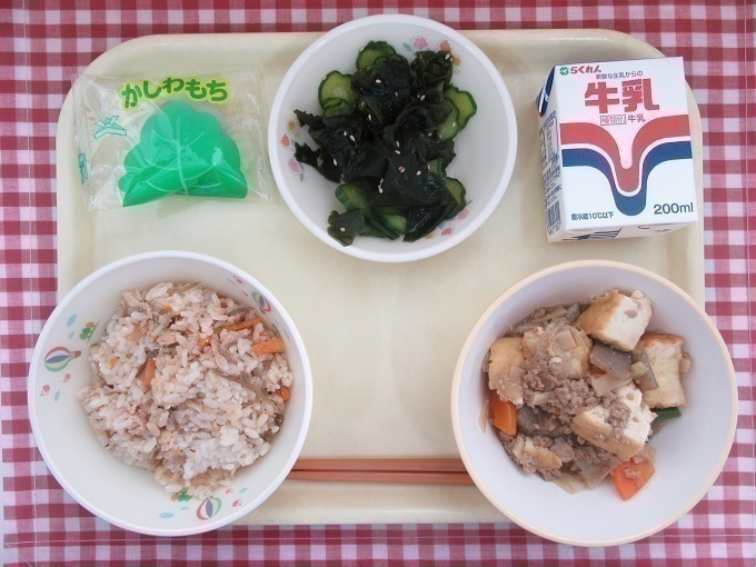 令和7年5月8日の給食.jpg