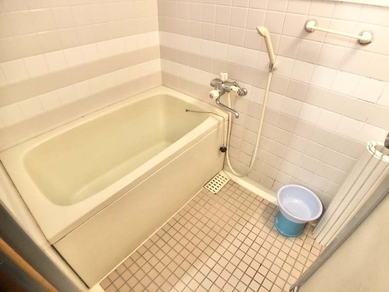 1階 浴室・東側施設（西側施設は左右反転）