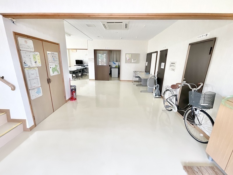 1階 玄関ホール（共同利用）