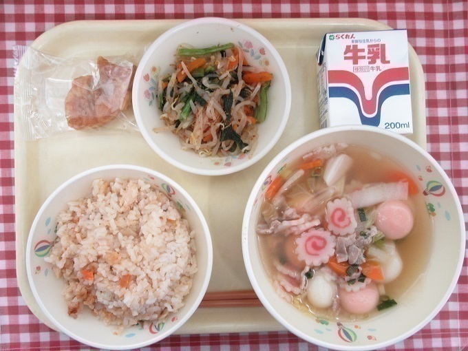 令和8年1月8日の給食.jpg
