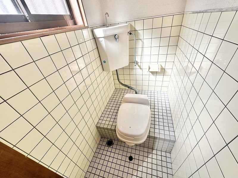 洋式水洗トイレ（浄化槽）