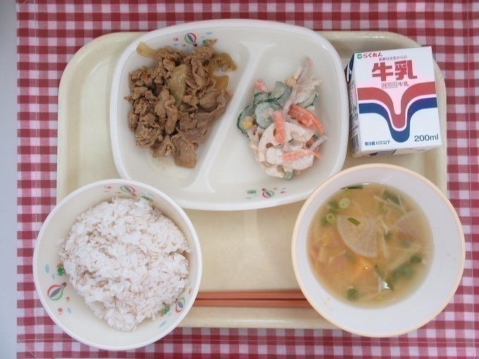 令和7年11月4日の給食.jpg
