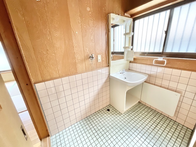 洗面所、洗濯機置き場