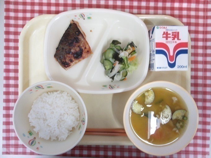 令和8年6月18日の給食.jpg
