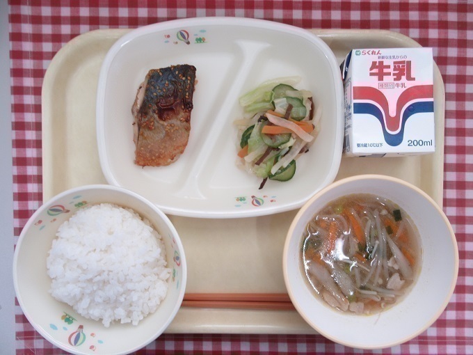 令和8年4月22日の給食.jpg