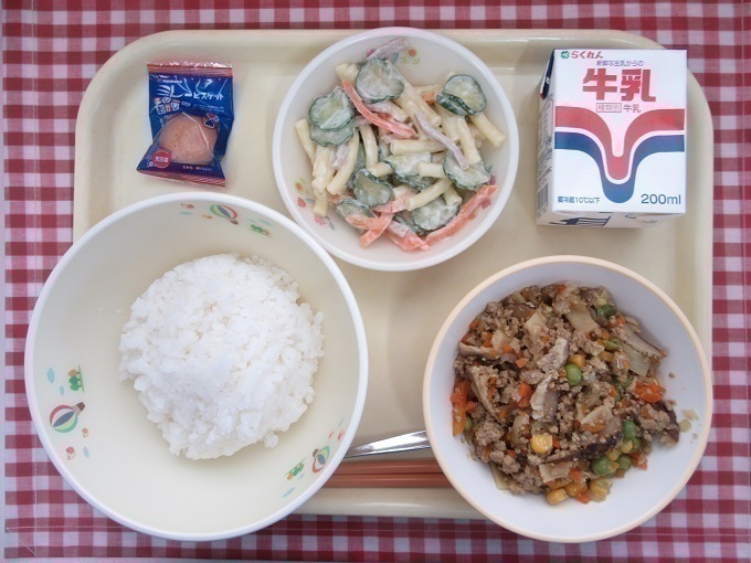 令和8年4月8日の給食.jpg