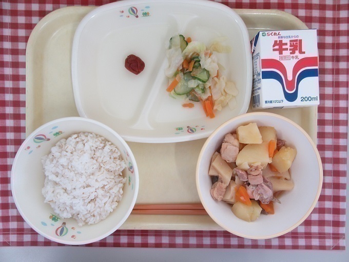 令和8年6月15日の給食.jpg