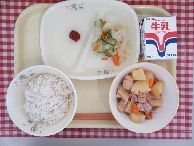 令和8年6月15日の給食.jpg