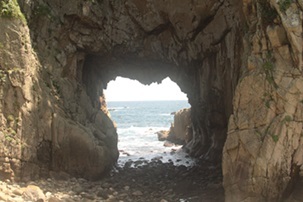 白山洞門